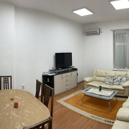 Ata Apartment สโกเปีย ภายนอก รูปภาพ